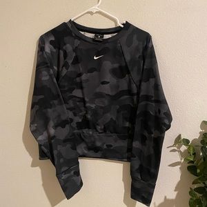 Nike cropped crewneck